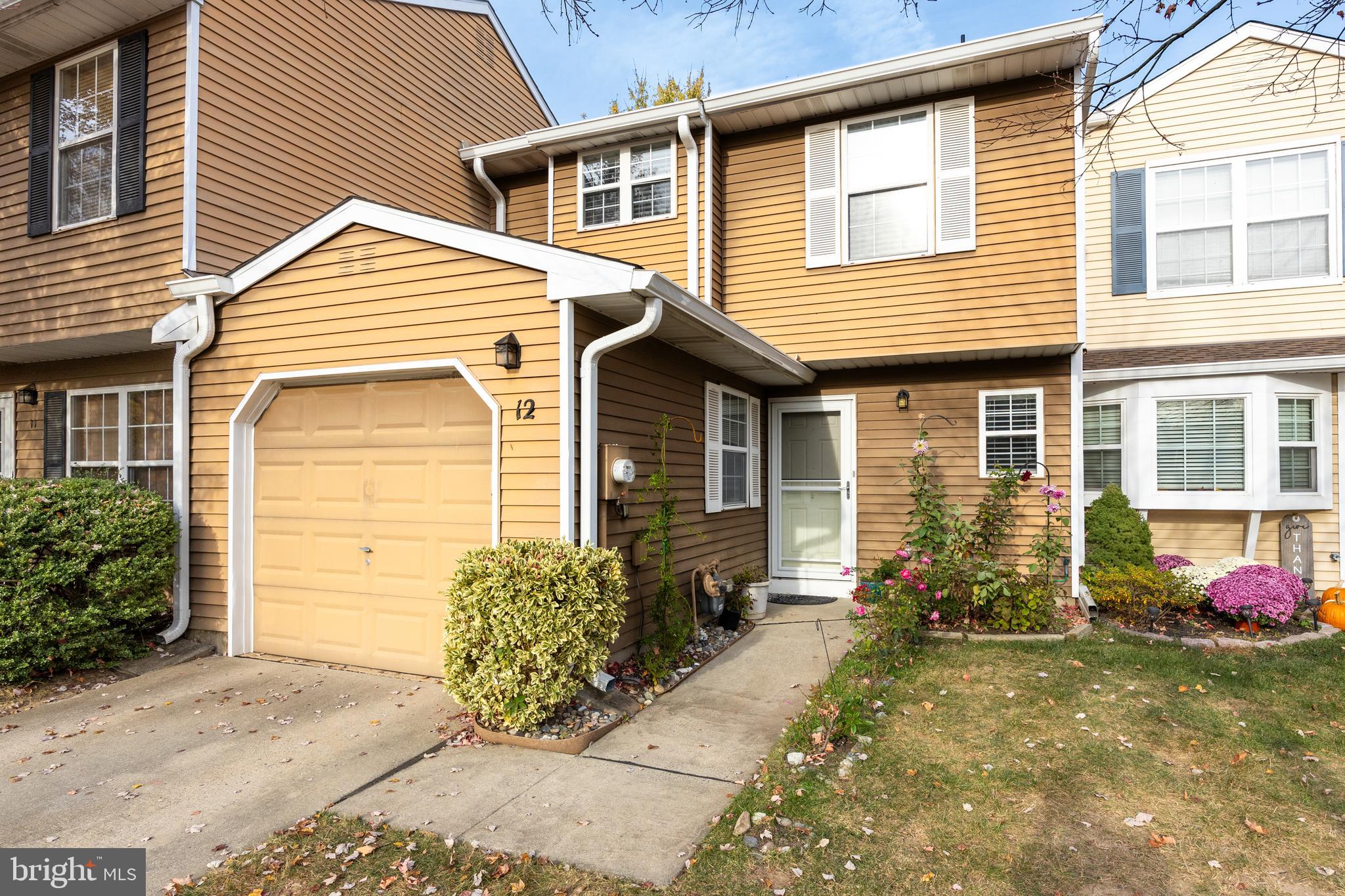 12 Amherst Ct