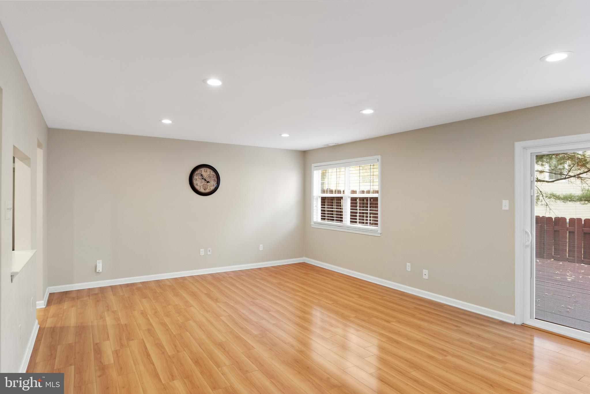 12 Amherst Ct
