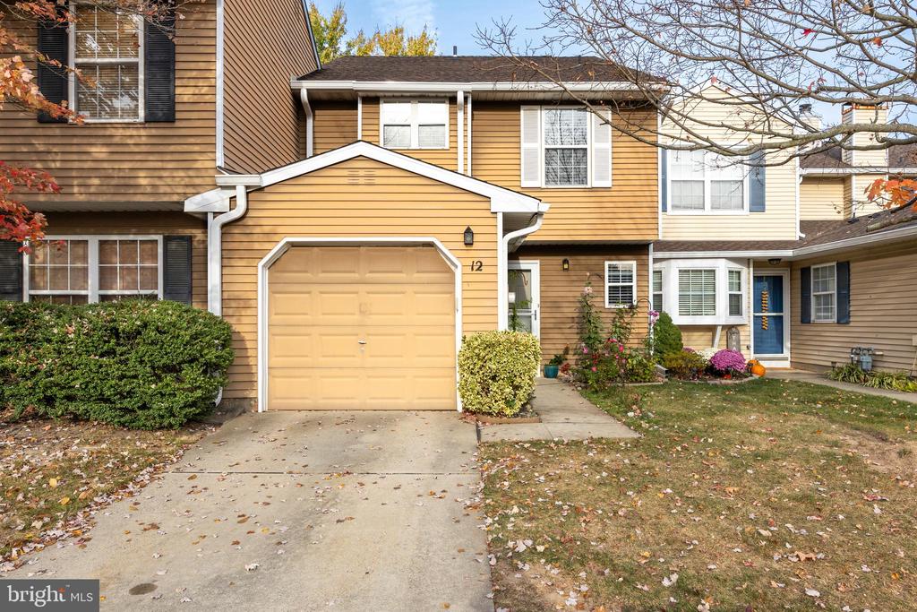 12 Amherst Ct