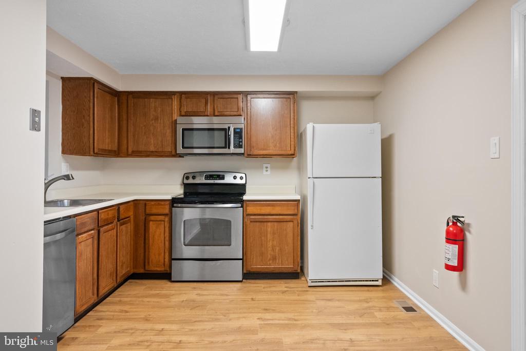 67 Dorchester Cir