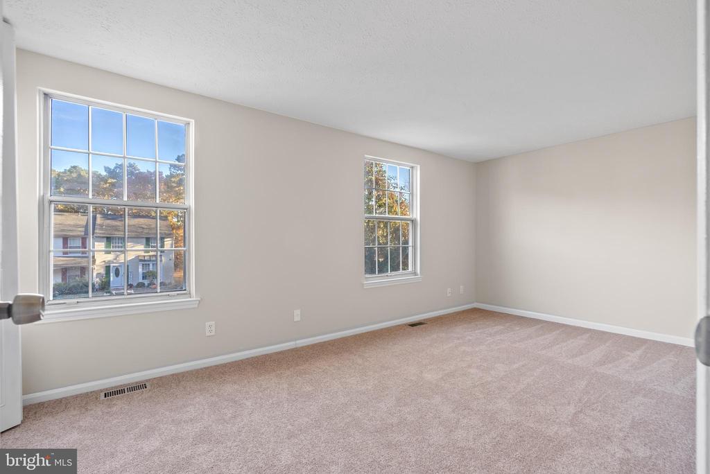 67 Dorchester Cir