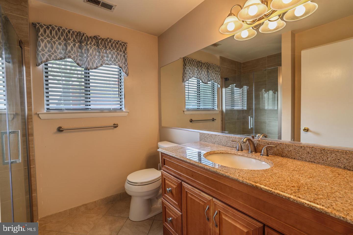 2404-B DURHAM CT