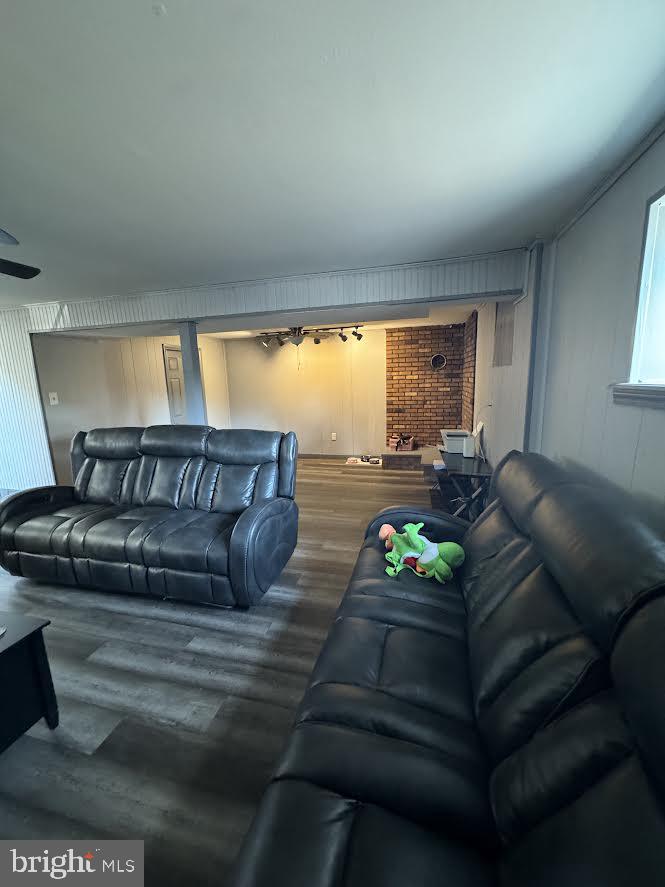 6 MISSOURI TERRACE