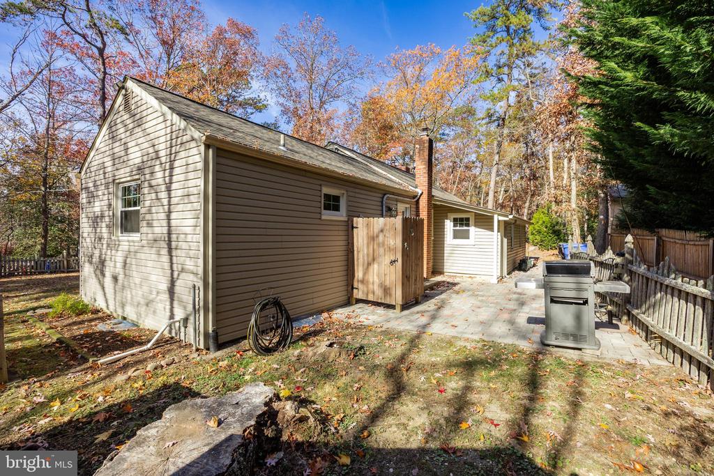 15 N Wyetta Rd