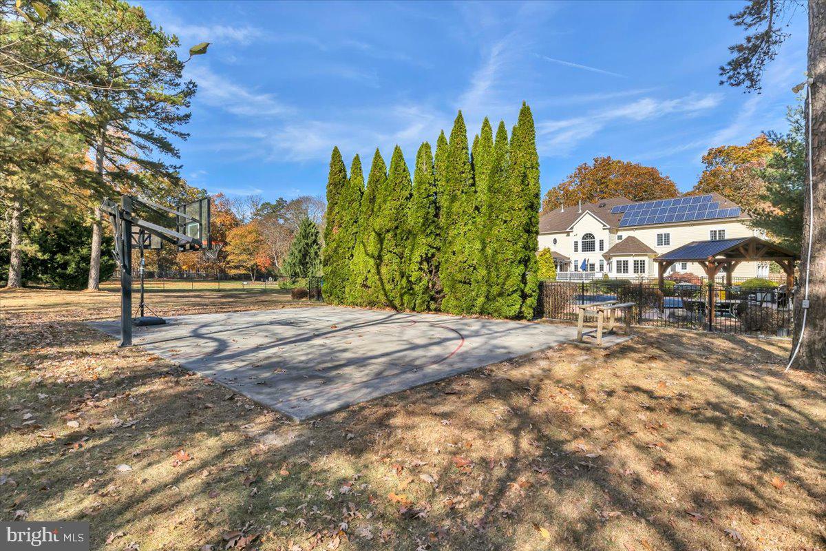 16 BRECKENRIDGE DRIVE