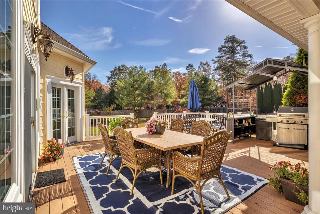 16 BRECKENRIDGE DRIVE