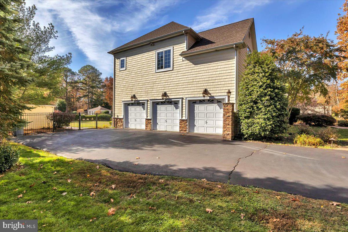 16 BRECKENRIDGE DRIVE