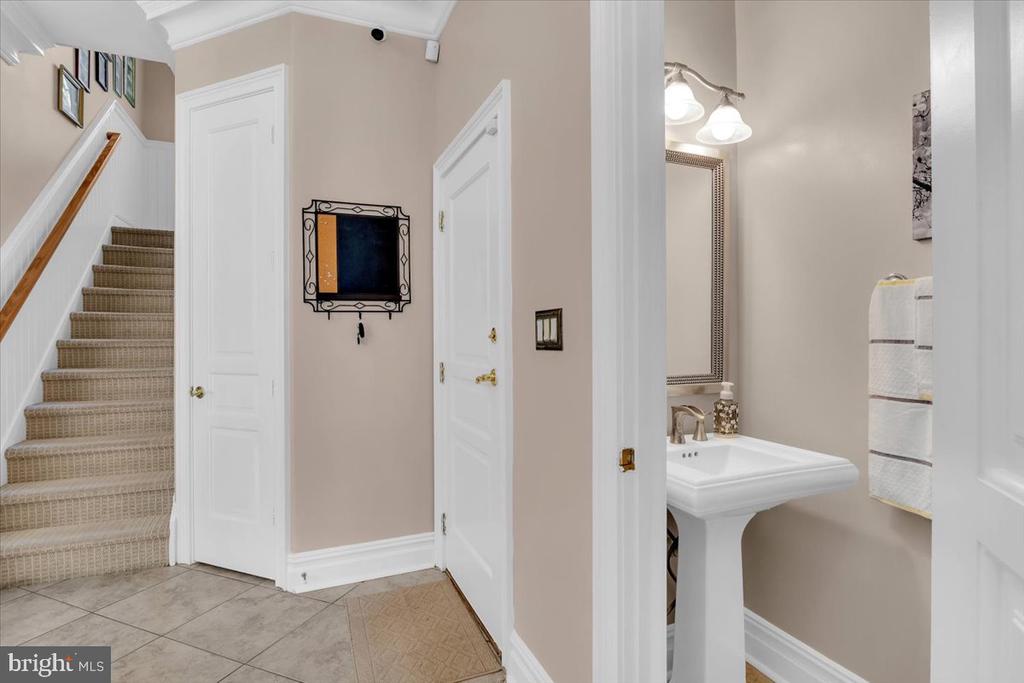 16 BRECKENRIDGE DRIVE