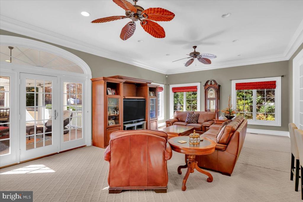 16 BRECKENRIDGE DRIVE