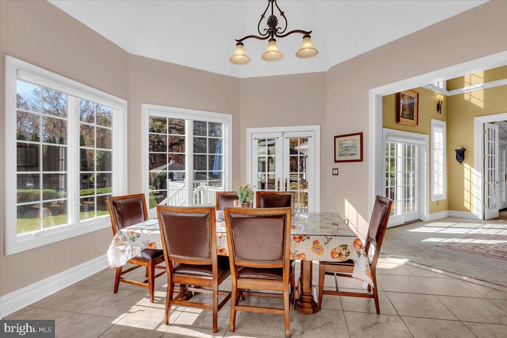 16 BRECKENRIDGE DRIVE
