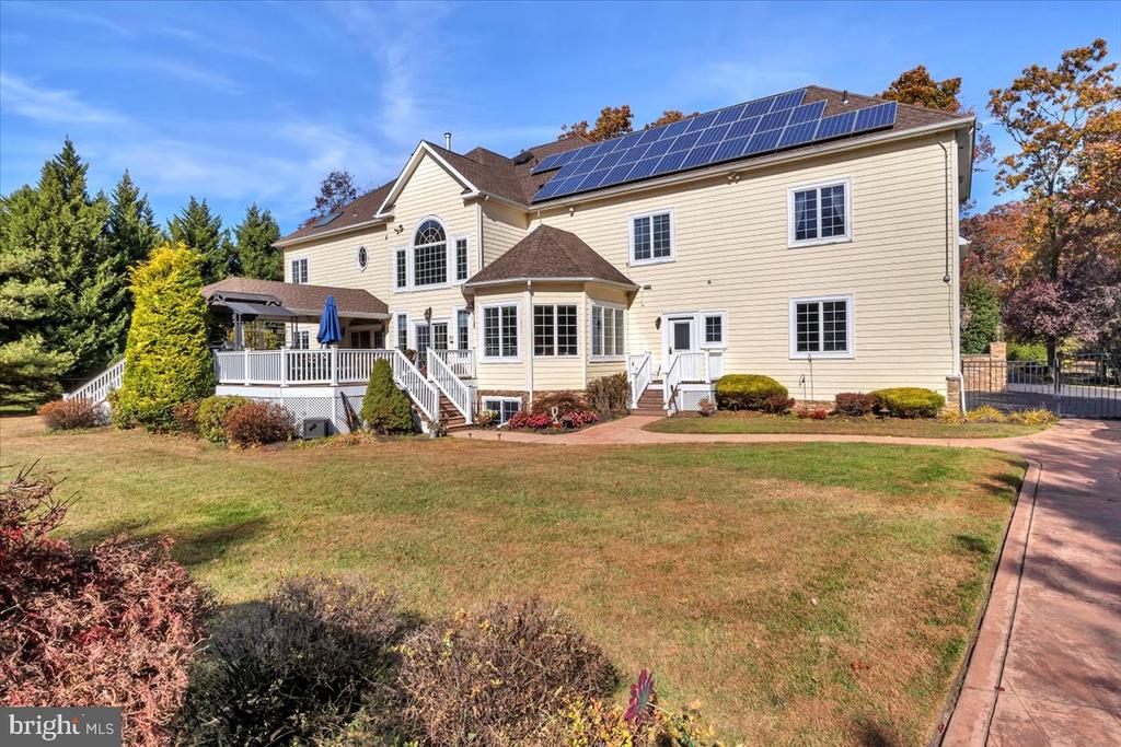 16 BRECKENRIDGE DRIVE