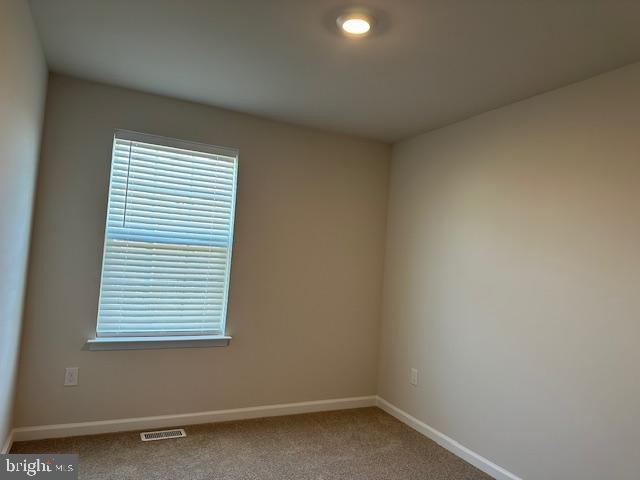 6 ELLIOT LANE