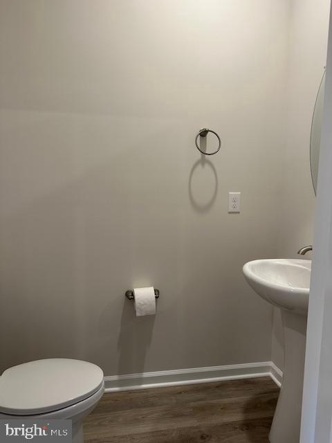 6 ELLIOT LANE