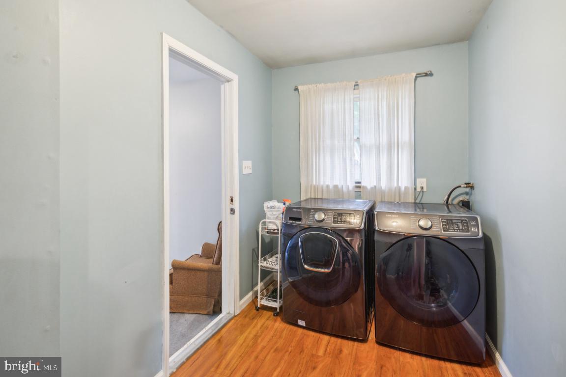 12 FOUNTAIN BOULEVARD