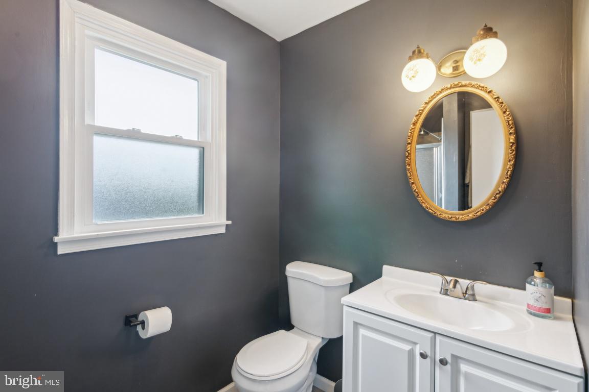 12 FOUNTAIN BOULEVARD