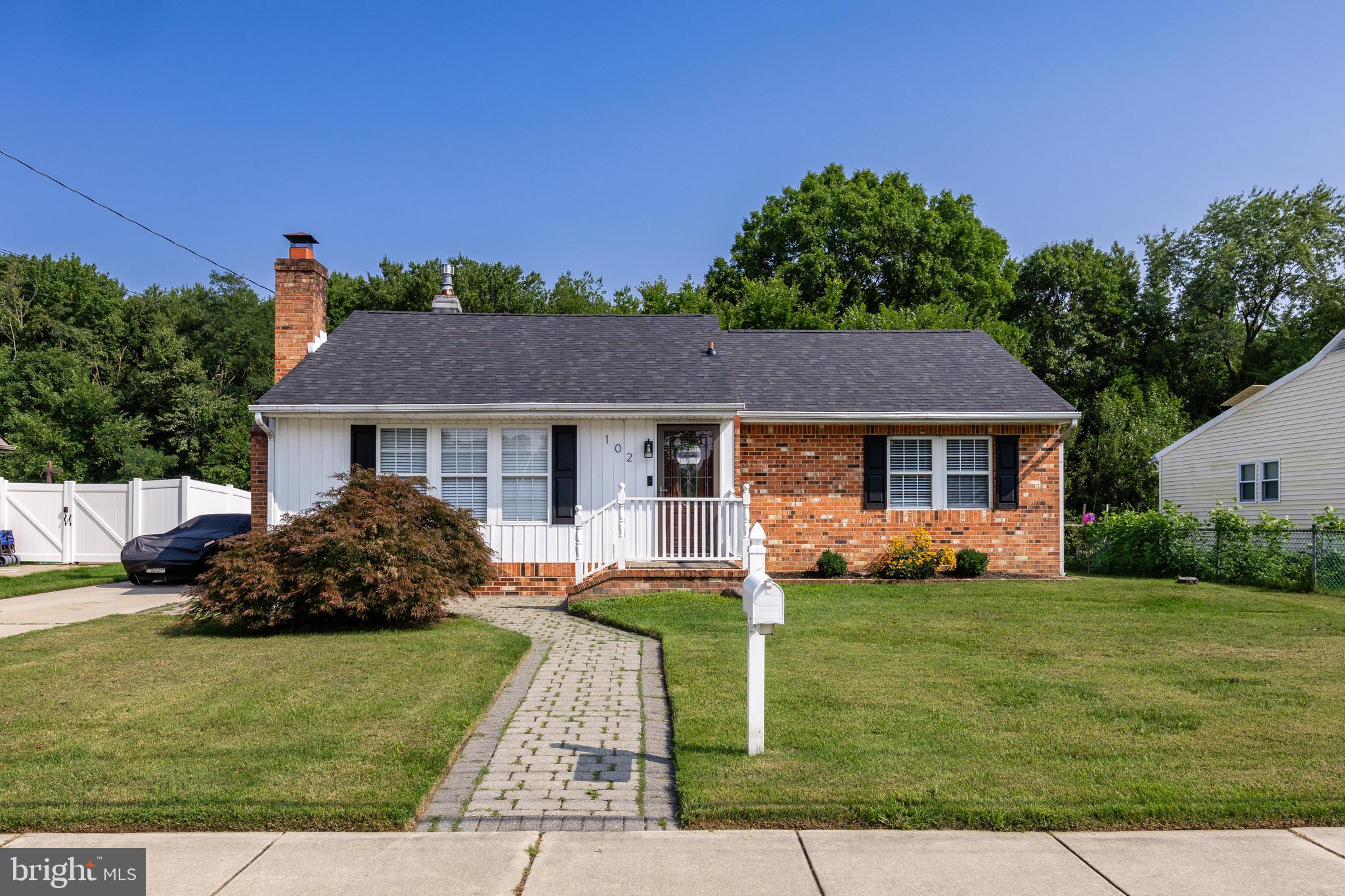 102 Baker Blvd