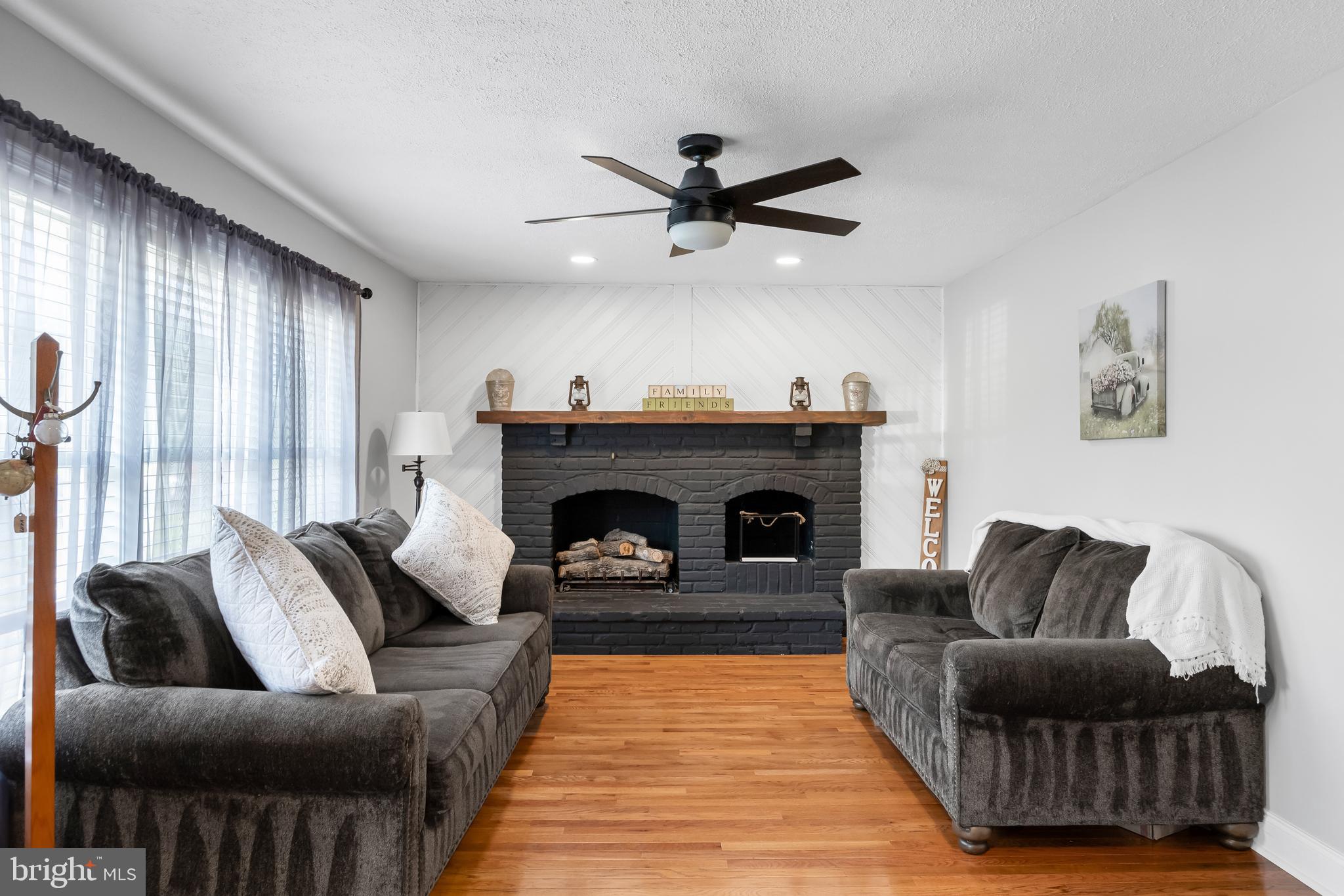 102 Baker Blvd