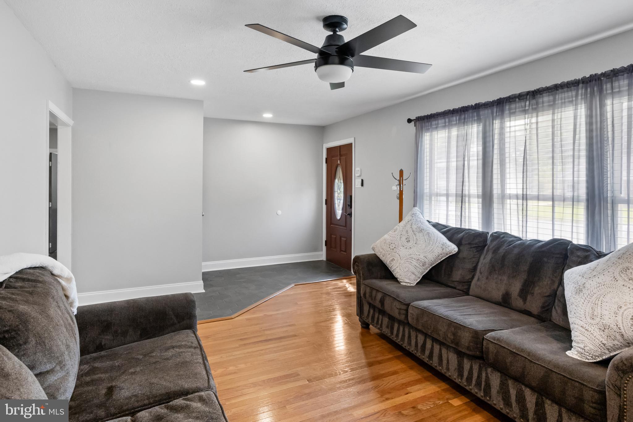 102 Baker Blvd