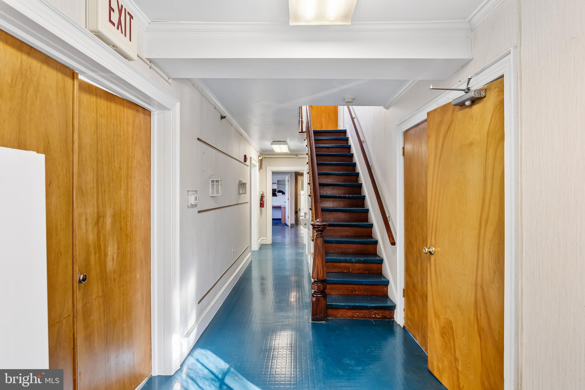 74 E Main St