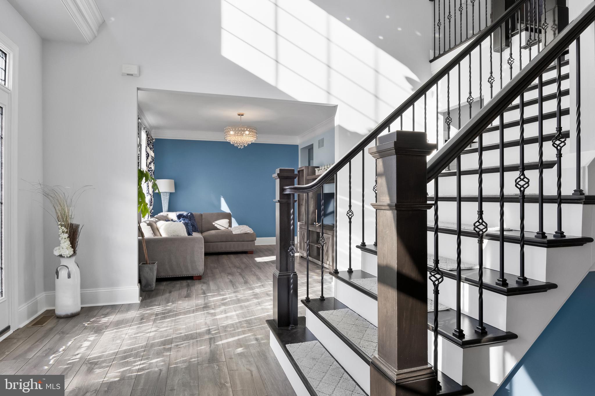 6 Somerton Sq