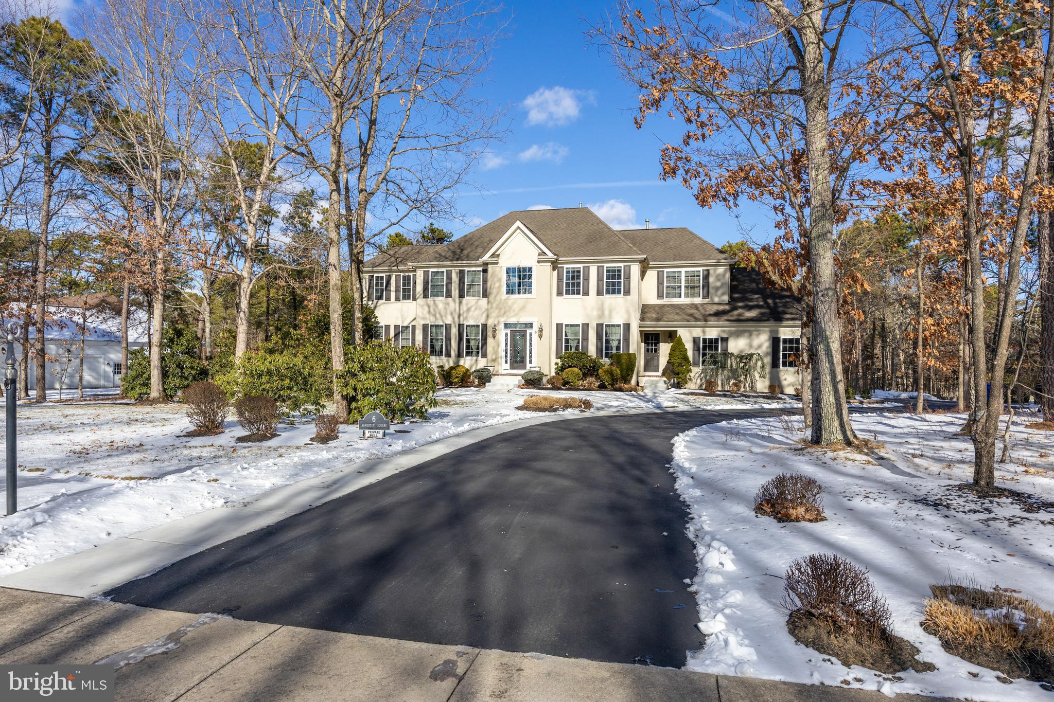 6 Somerton Sq