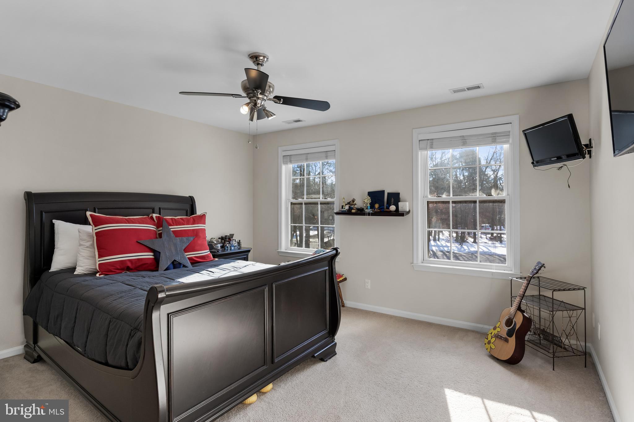 6 Somerton Sq
