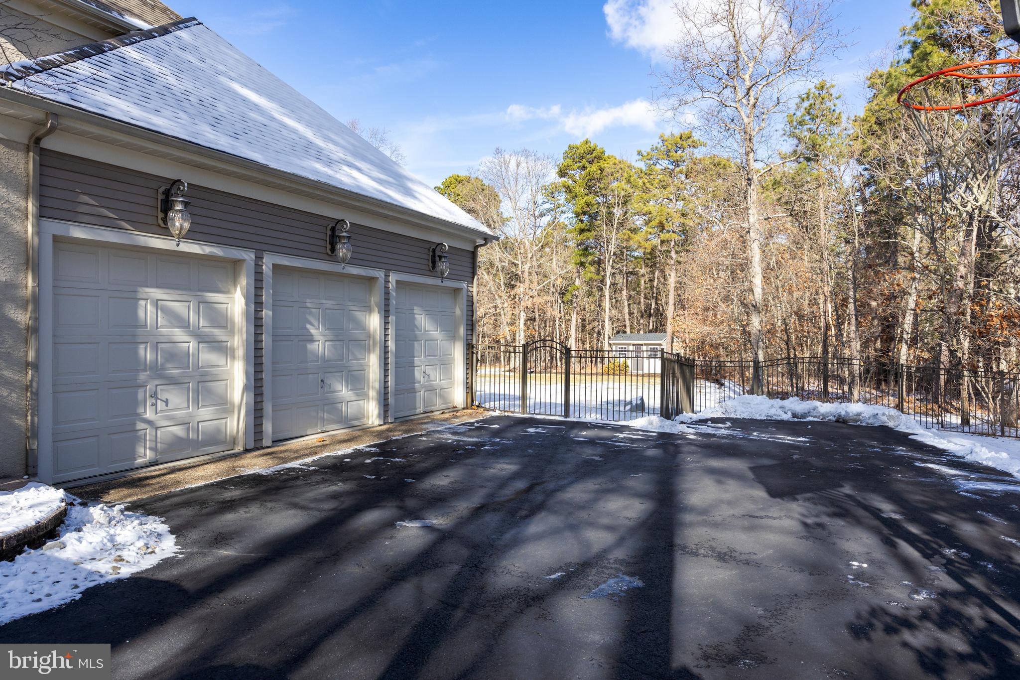 6 Somerton Sq