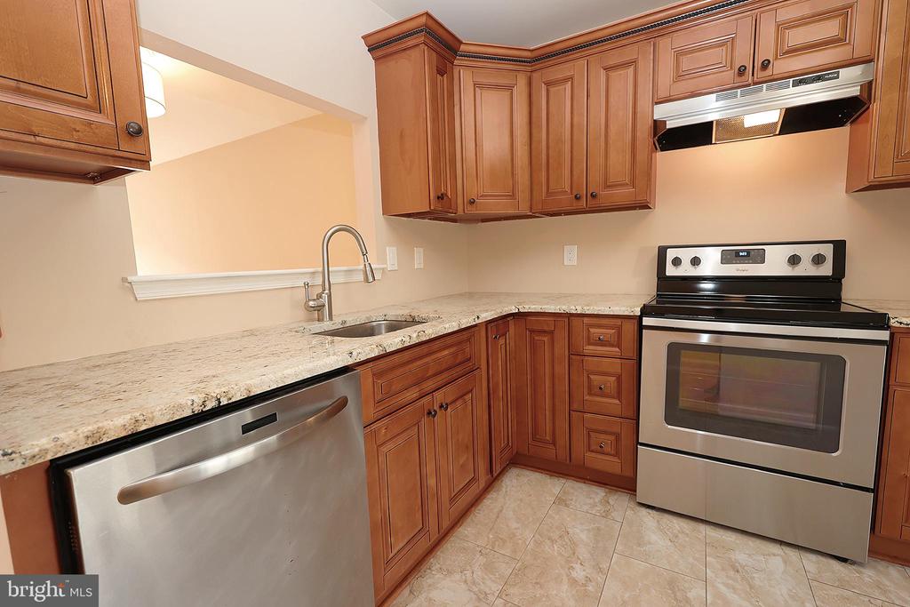 903 Chesterwood Ct
