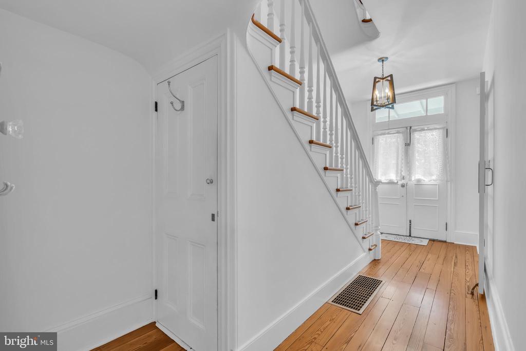 309 W MAIN STREET