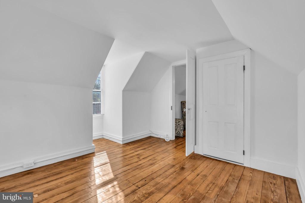 309 W MAIN STREET