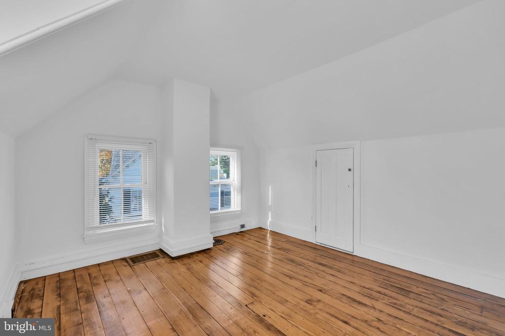 309 W MAIN STREET