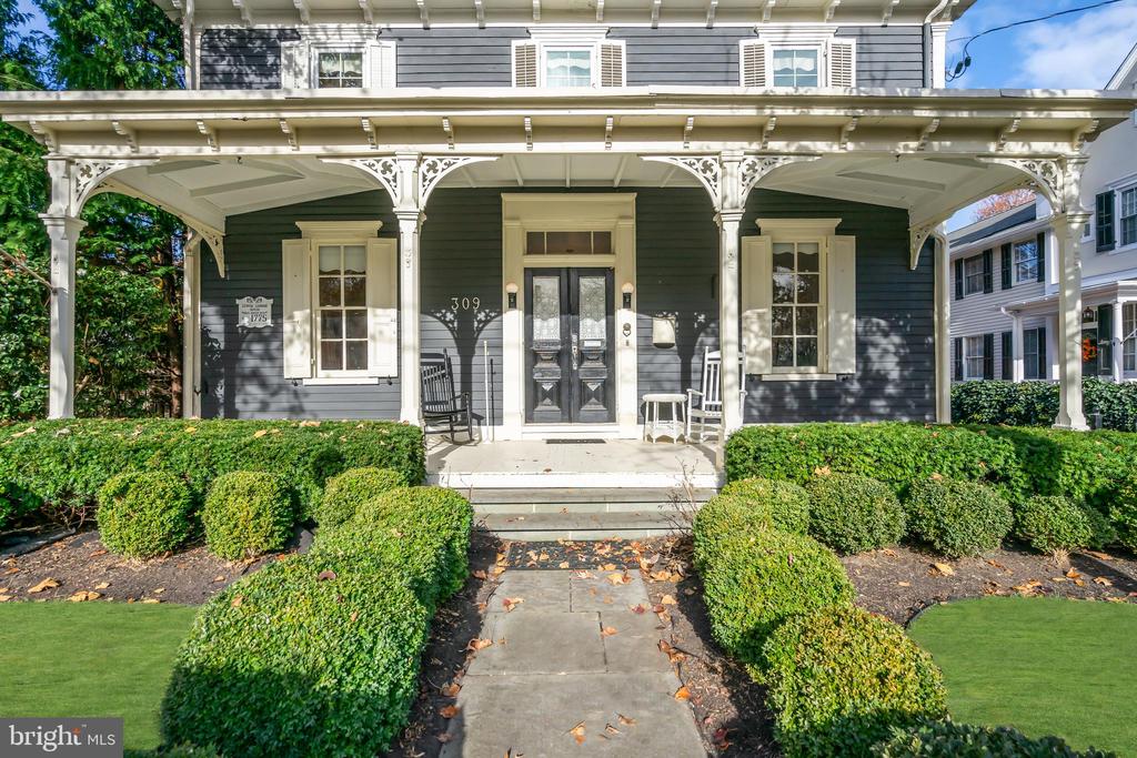 309 W MAIN STREET