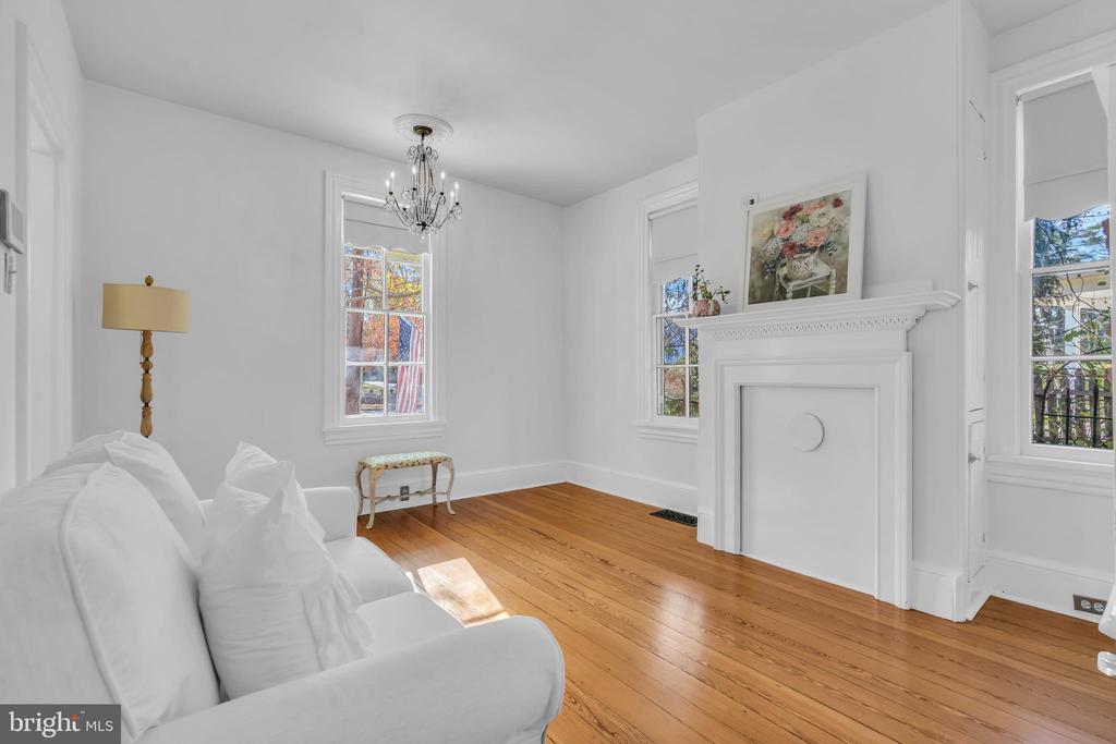 309 W MAIN STREET