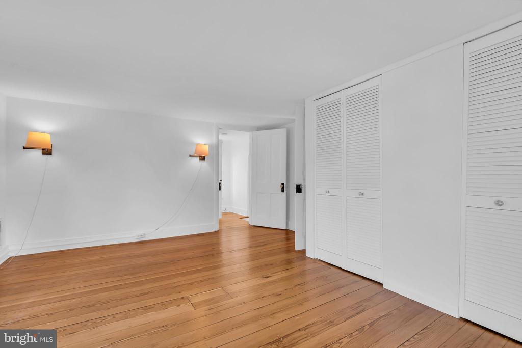 309 W MAIN STREET