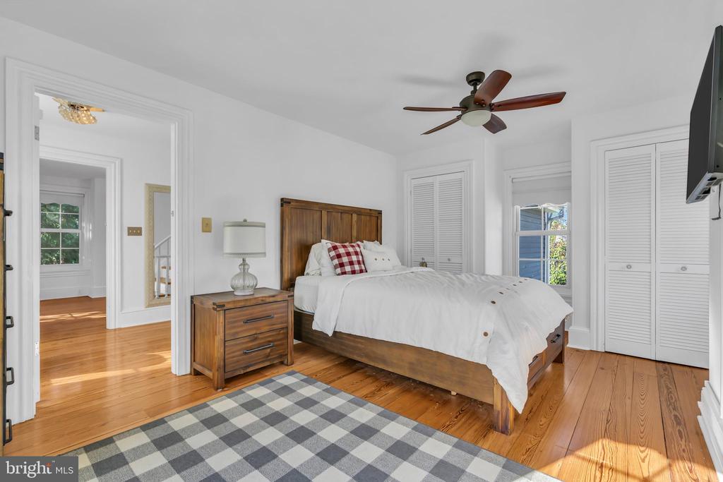 309 W MAIN STREET