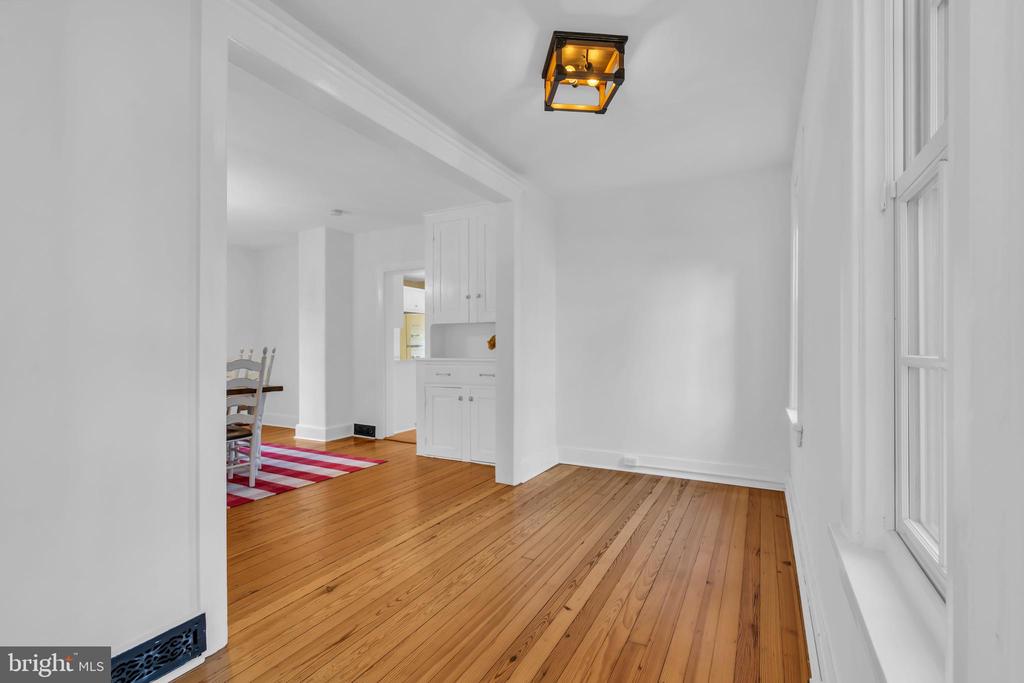 309 W MAIN STREET