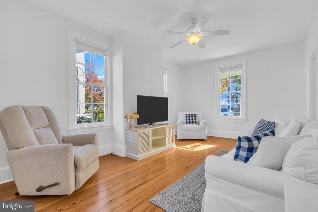 309 W MAIN STREET