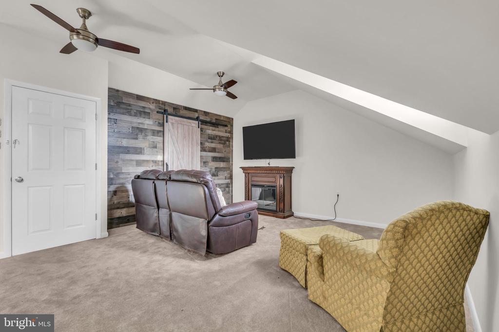 309 W MAIN STREET