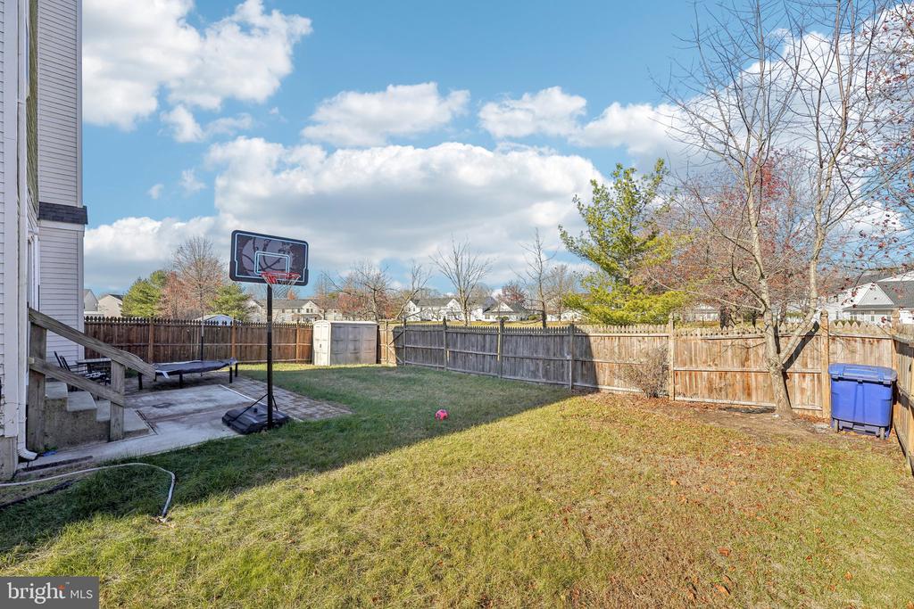 39 CLYDESDALE DRIVE