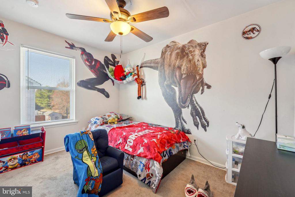 39 CLYDESDALE DRIVE