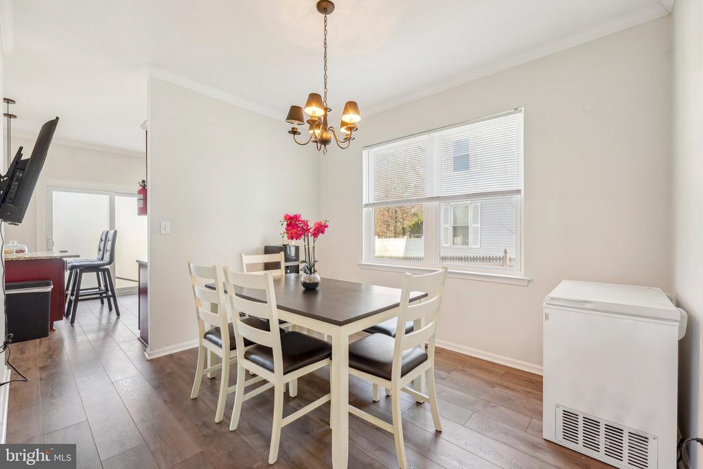 39 CLYDESDALE DRIVE