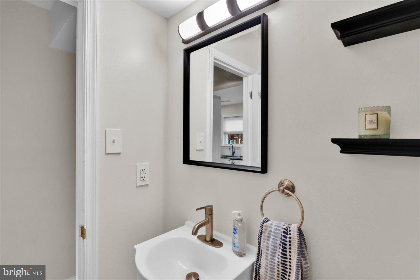 34 TURTLE CREEK DRIVE