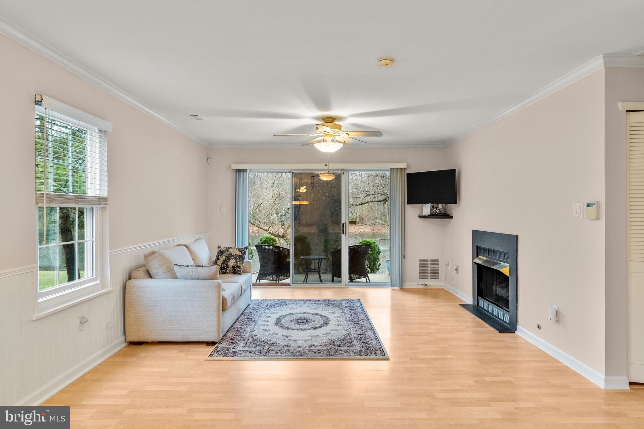 1003 Squirrel Rd