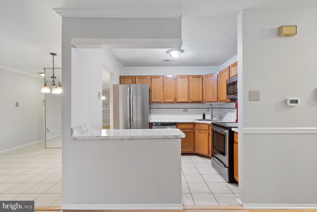 1307 MARESFIELD COURT