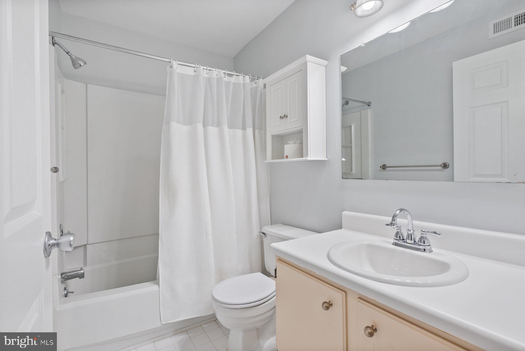 1307 MARESFIELD COURT