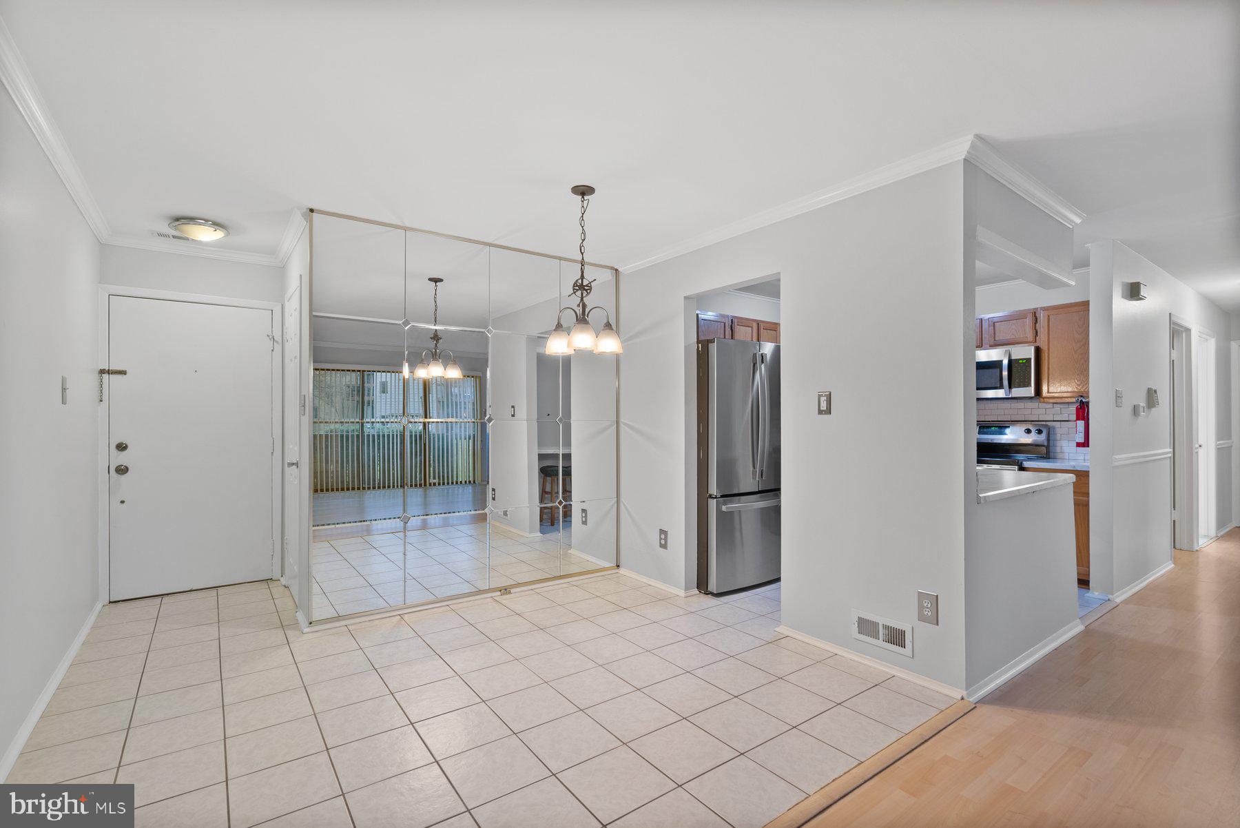 1307 MARESFIELD COURT