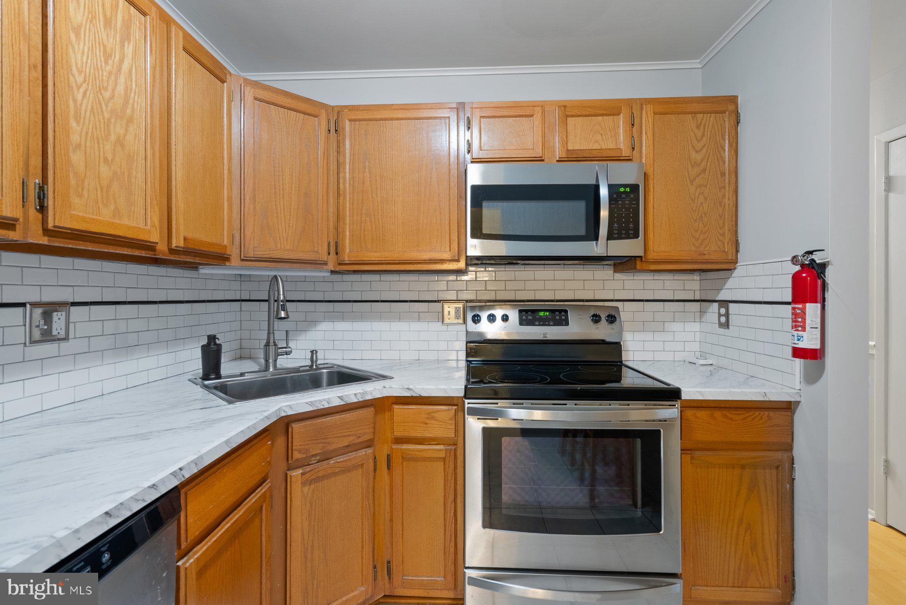 1307 MARESFIELD COURT