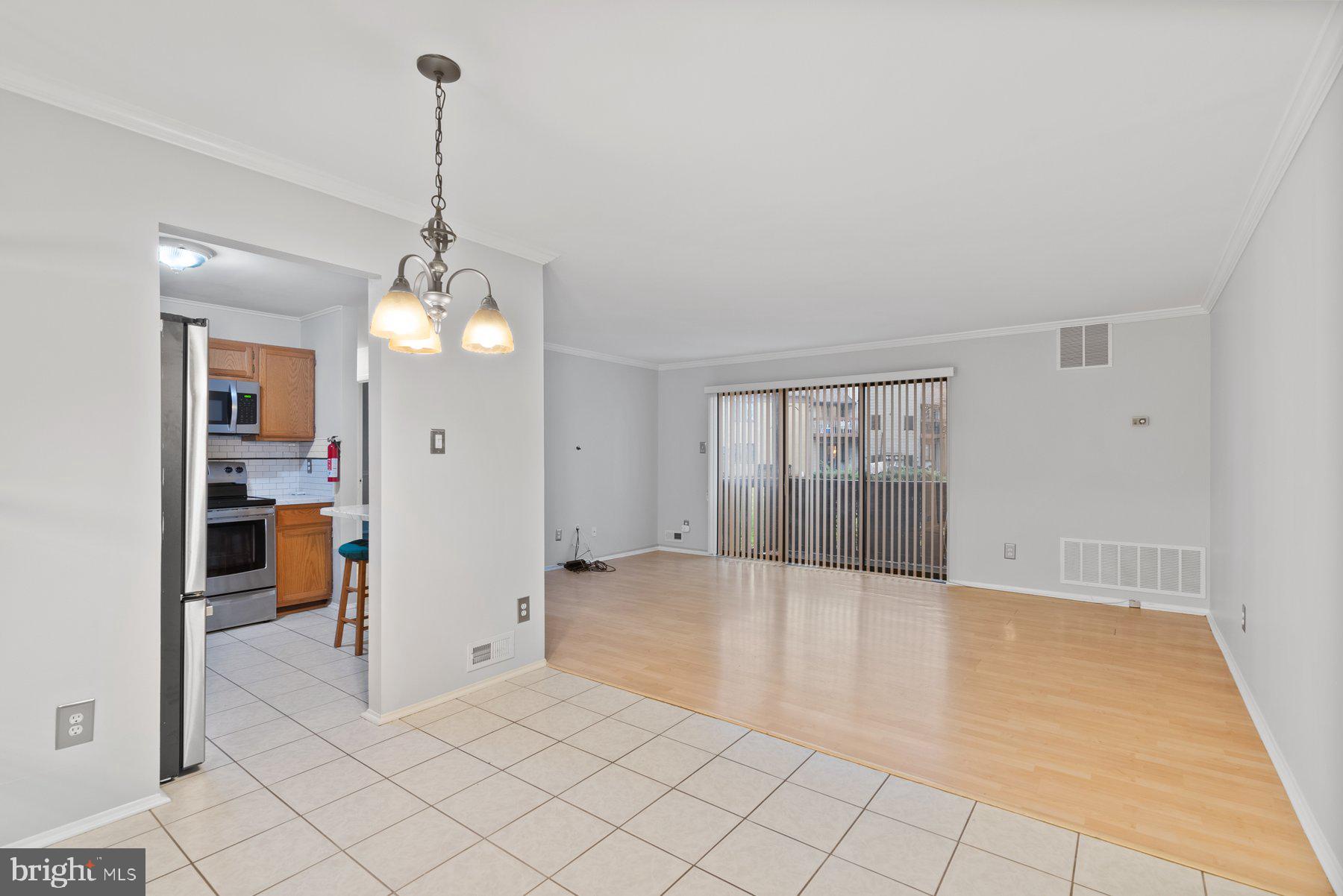 1307 MARESFIELD COURT