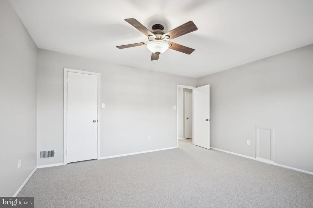122 Farnwood Rd