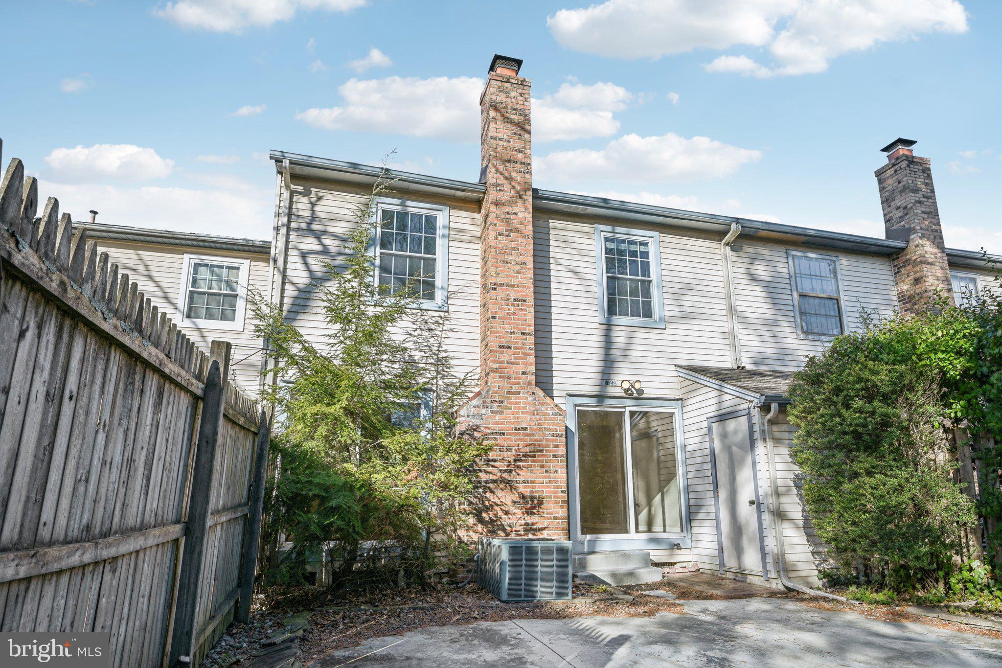 122 Farnwood Rd